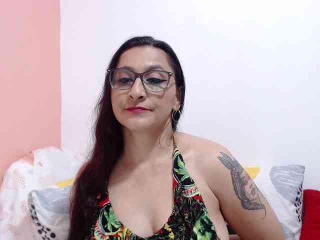 KarinaSuarez1