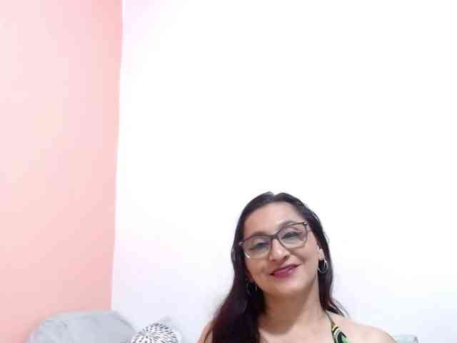 KarinaSuarez1 webcam