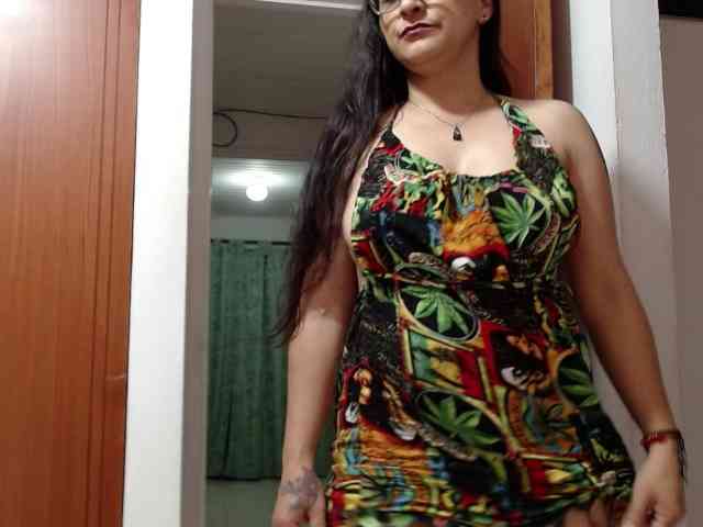 KarinaSuarez1 webcam