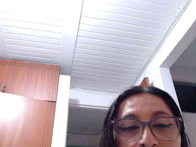 KarinaSuarez1 webcam