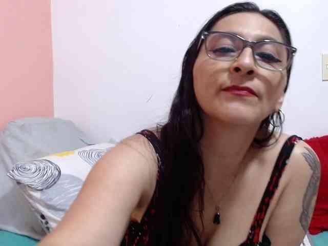 KarinaSuarez1 webcam