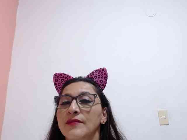 Вебкам-шоу KarinaSuarez1