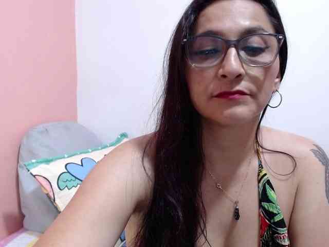 KarinaSuarez1 webcam