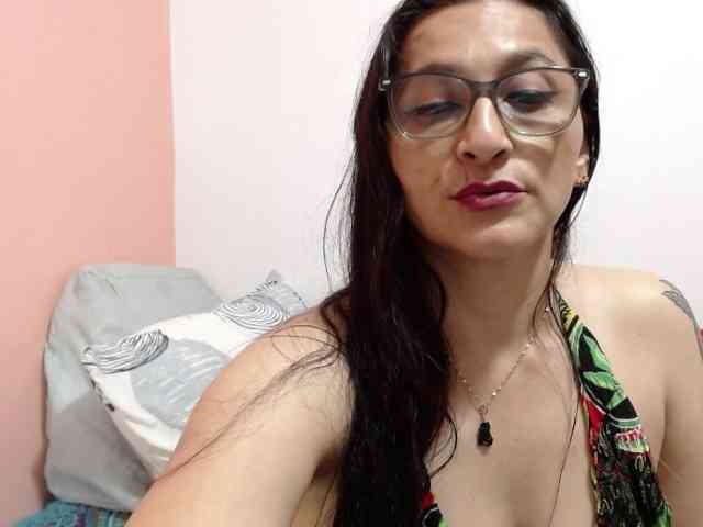 KarinaSuarez1 webcam