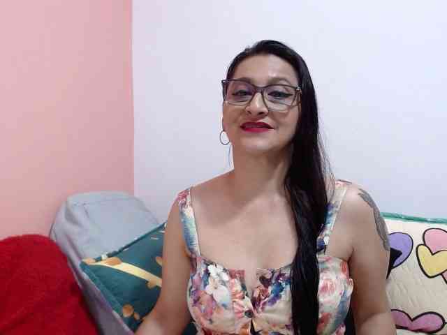 KarinaSuarez1 webcam