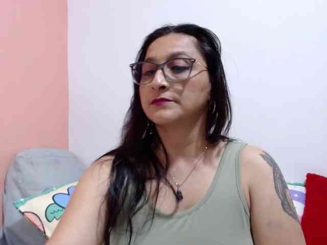 KarinaSuarez1 webcam