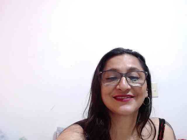 KarinaSuarez1 KarinaSuarez1