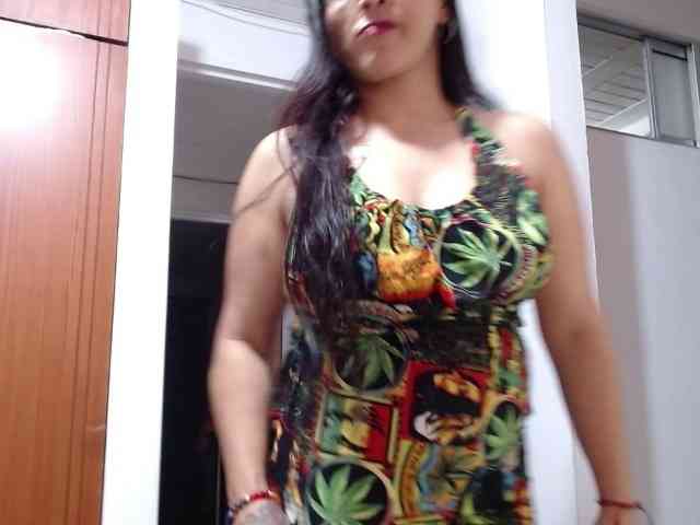 KarinaSuarez1 KarinaSuarez1