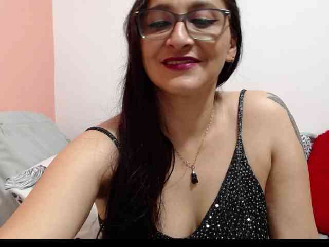 KarinaSuarez1 KarinaSuarez1