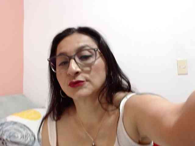 KarinaSuarez1