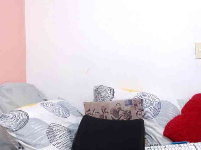 KarinaSuarez1 webcam