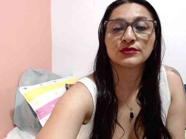 KarinaSuarez1 webcam