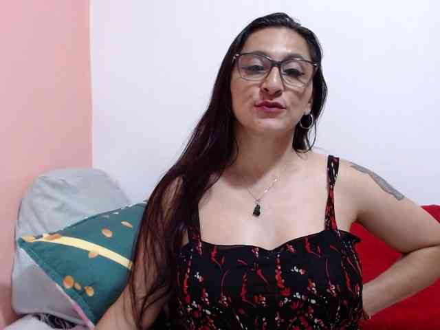 Model: KarinaSuarez1
