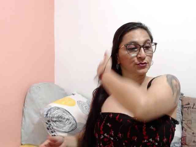 KarinaSuarez1 webcam
