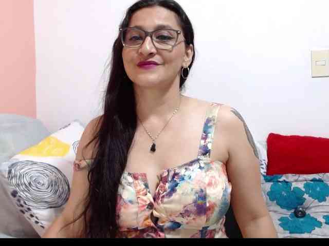 KarinaSuarez1 webcam