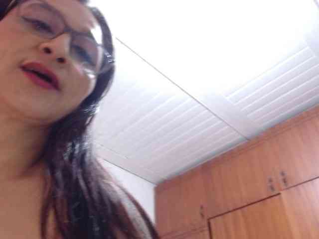 KarinaSuarez1 KarinaSuarez1