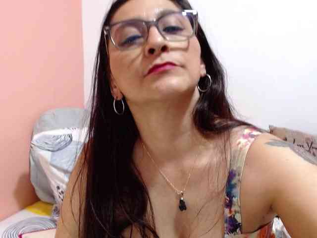 KarinaSuarez1