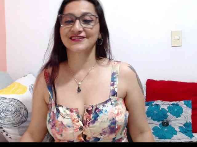 KarinaSuarez1 webcam