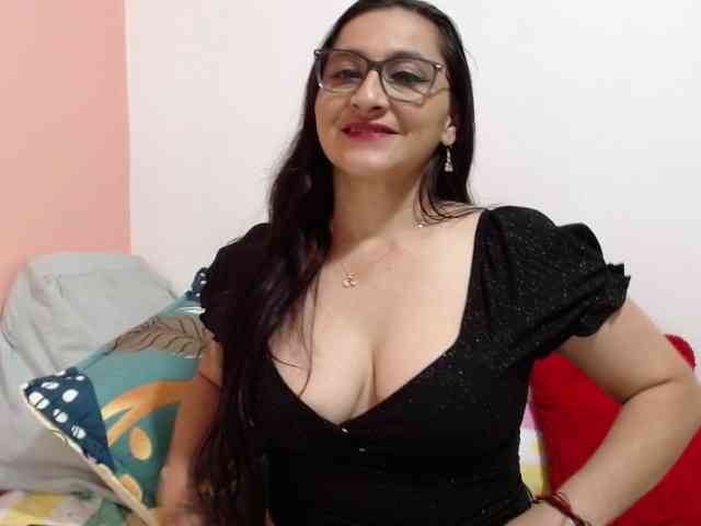 KarinaSuarez1 webcam