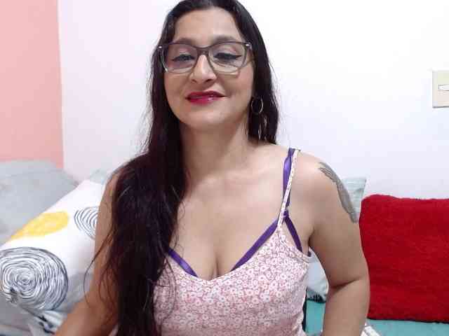 KarinaSuarez1 webcam