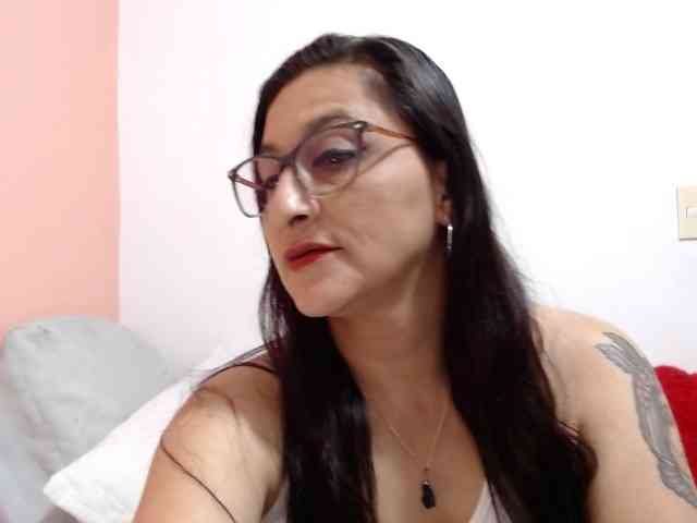 Modelo: KarinaSuarez1