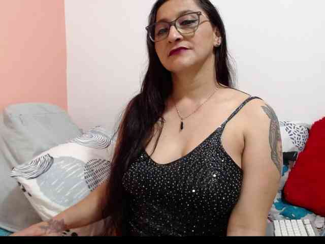 KarinaSuarez1