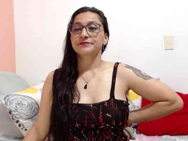 KarinaSuarez1 webcam