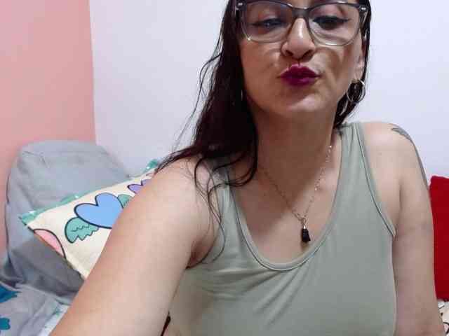 KarinaSuarez1 webcam