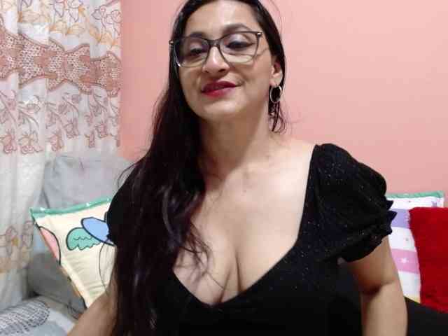 KarinaSuarez1 webcam