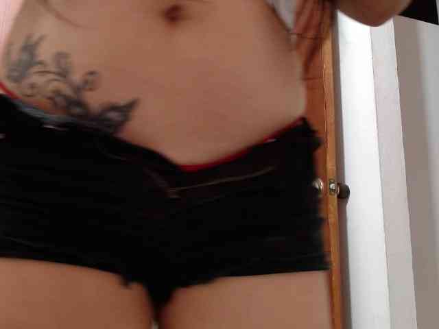 KarinaSuarez1 webcam