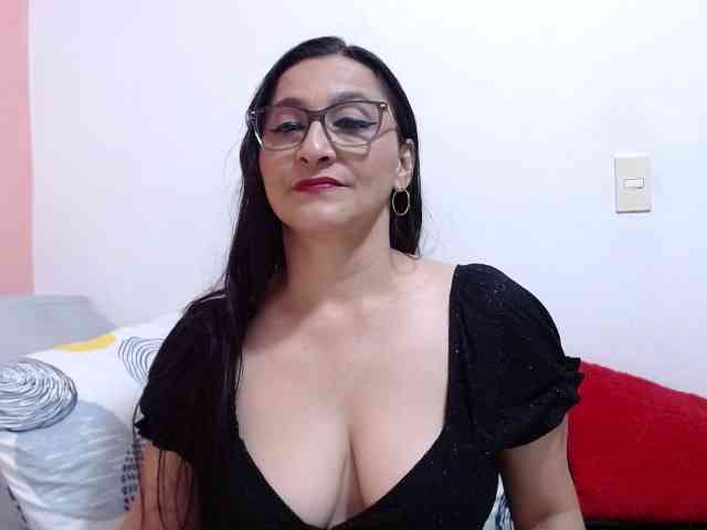 KarinaSuarez1