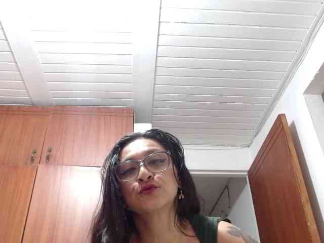 KarinaSuarez1 webcam