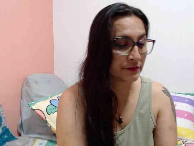 KarinaSuarez1 webcam