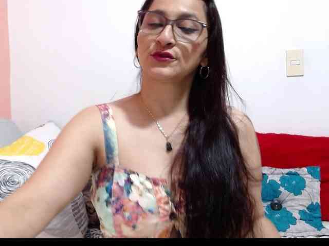 KarinaSuarez1 webcam