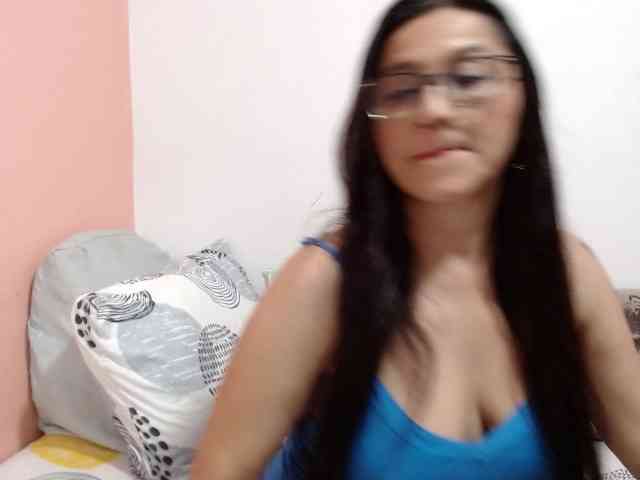 KarinaSuarez1 KarinaSuarez1