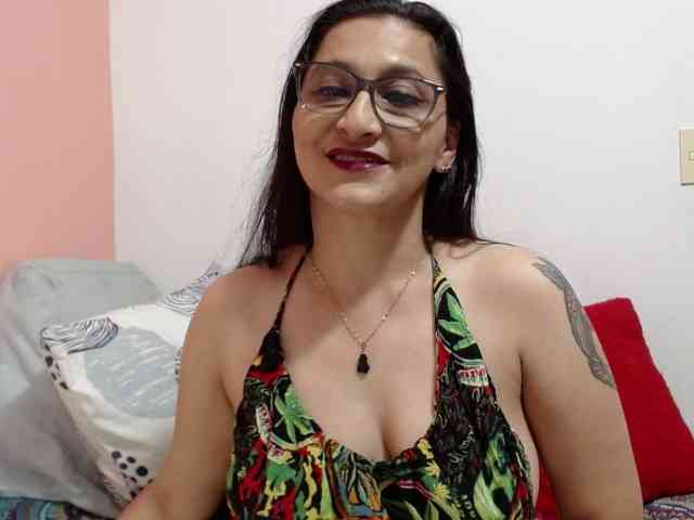 KarinaSuarez1 webcam