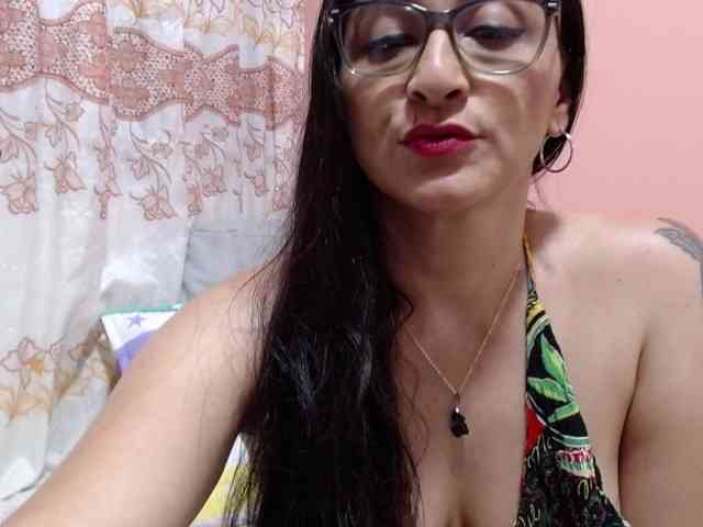 KarinaSuarez1 webcam