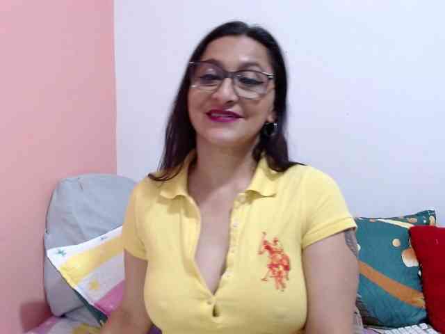 KarinaSuarez1 webcam