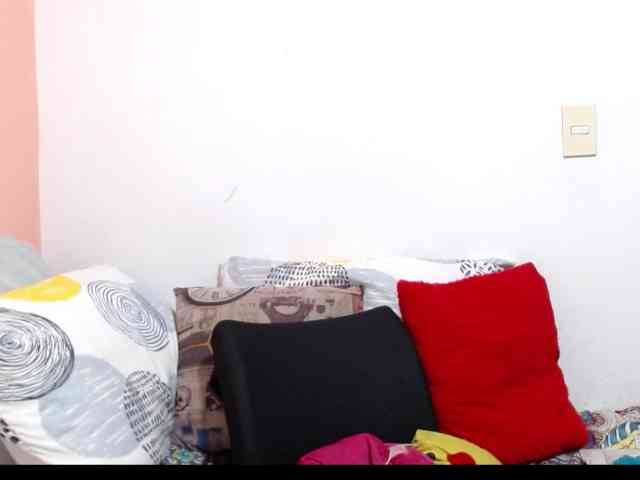 KarinaSuarez1 webcam