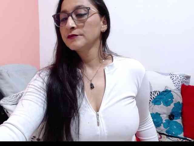 KarinaSuarez1 webcam