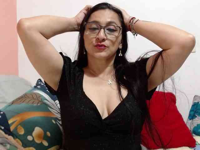 KarinaSuarez1 webcam