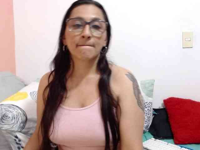 KarinaSuarez1 webcam