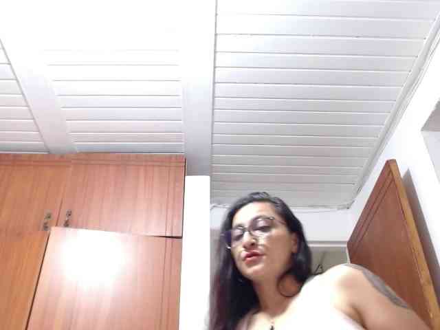 KarinaSuarez1 webcam