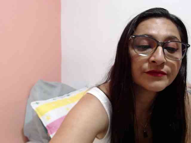 KarinaSuarez1 webcam