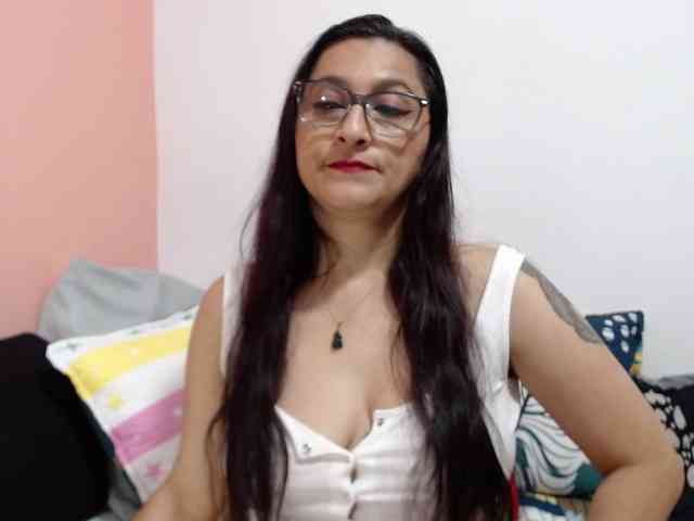 KarinaSuarez1 webcam