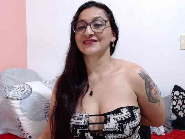 KarinaSuarez1 webcam