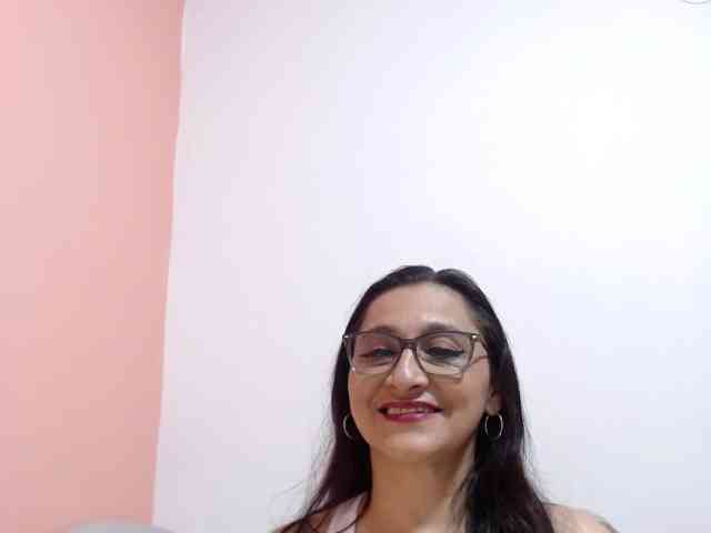 KarinaSuarez1