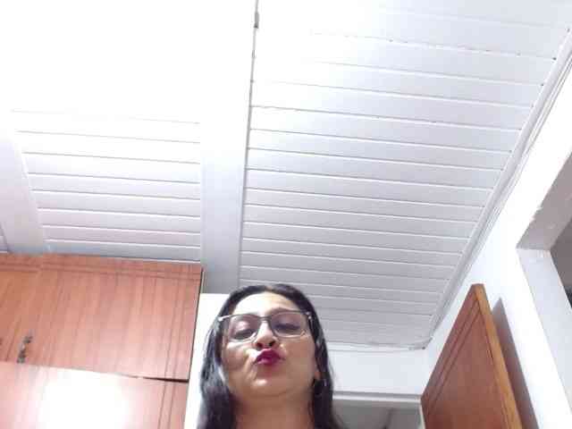 KarinaSuarez1