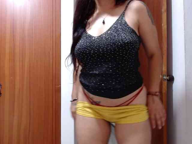 KarinaSuarez1 webcam