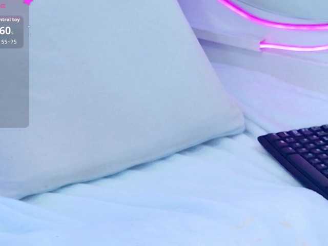 MiaSton live cam on BongaCams
